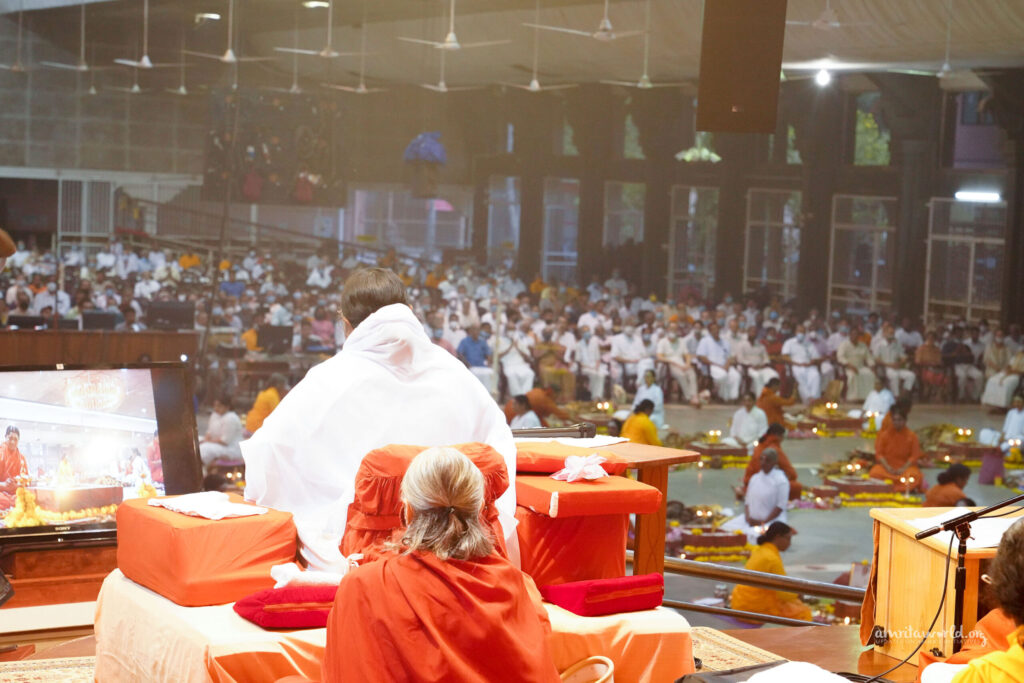 Amma presides over the ceremony