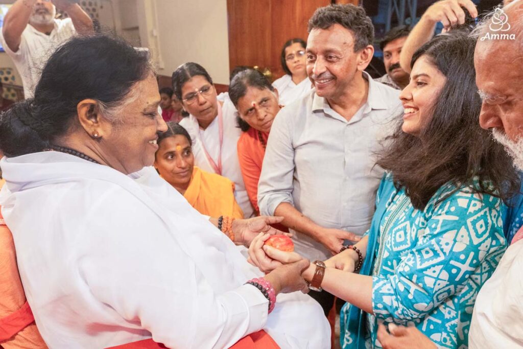Amma with the hand transplant patient
