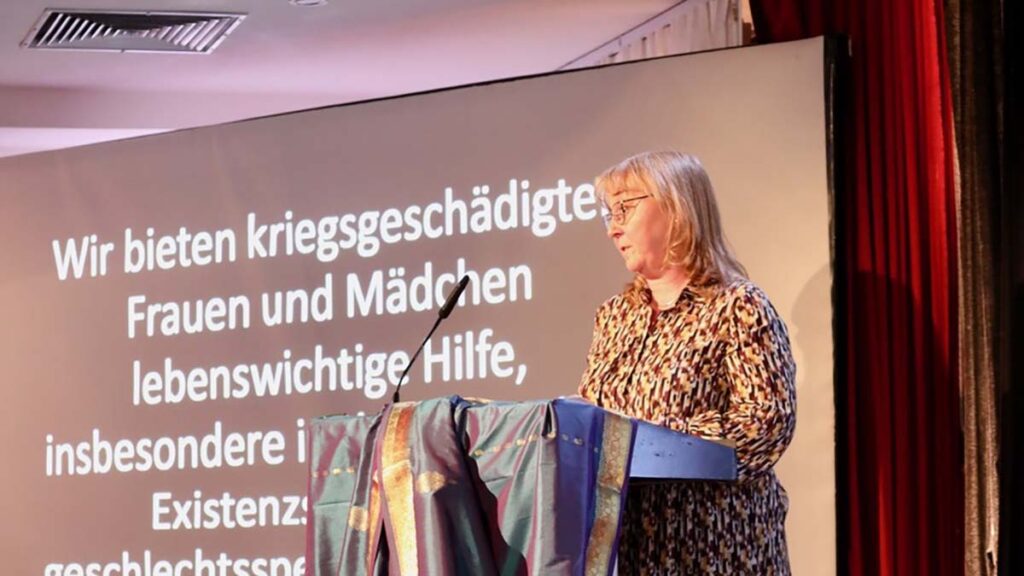 Corinna Witzel, Executive Director of UN Women Germany, shared how she was deeply touched by Embracing the World and Ammas commitment, humanity, and charity to the women and children devastated by the war.