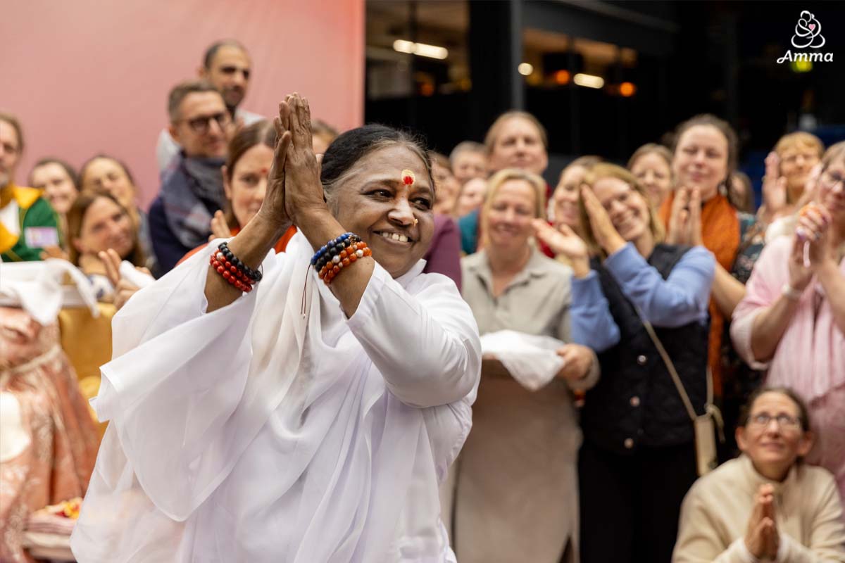 Amma dances