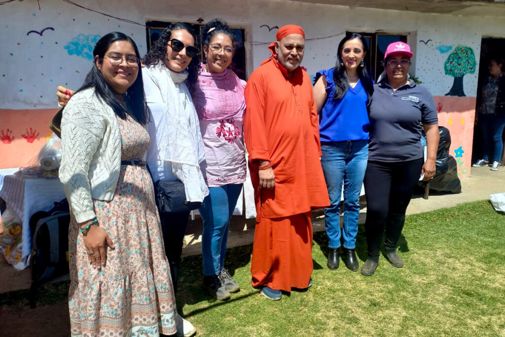 Swamiji with the coordinators