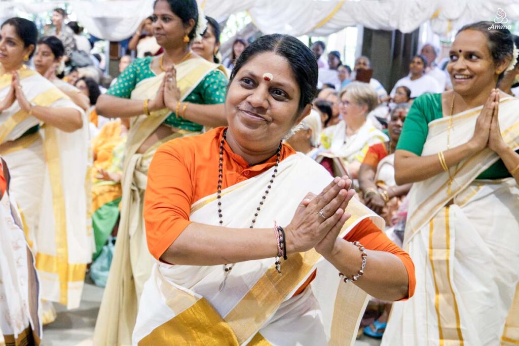 A Swamini in the thiruvathira dance