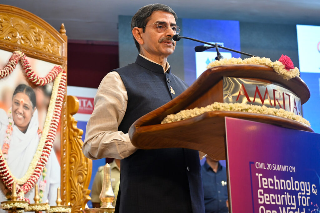 Shri RN Ravi, Hon'ble Governor of Tamil Nadu, emphasised how technology has helped enable the empowerment of women.